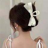 Viral Bow Claw Clip